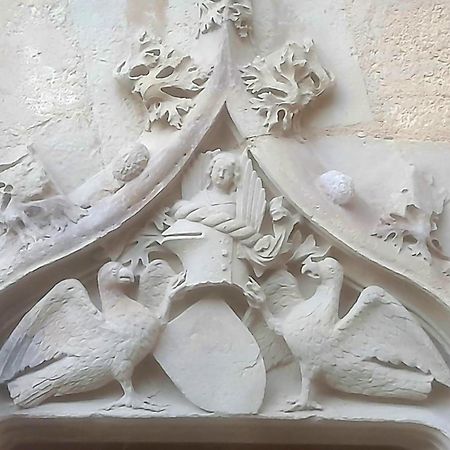 Appartement La Demeure Trousseau - Hypercentre Historique Au Calme à Bourges Extérieur photo
